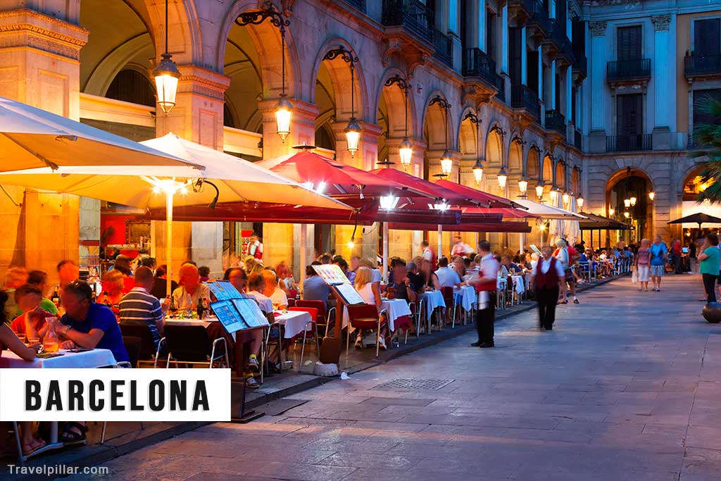 Plaça Reial, Barcelona, Spain
