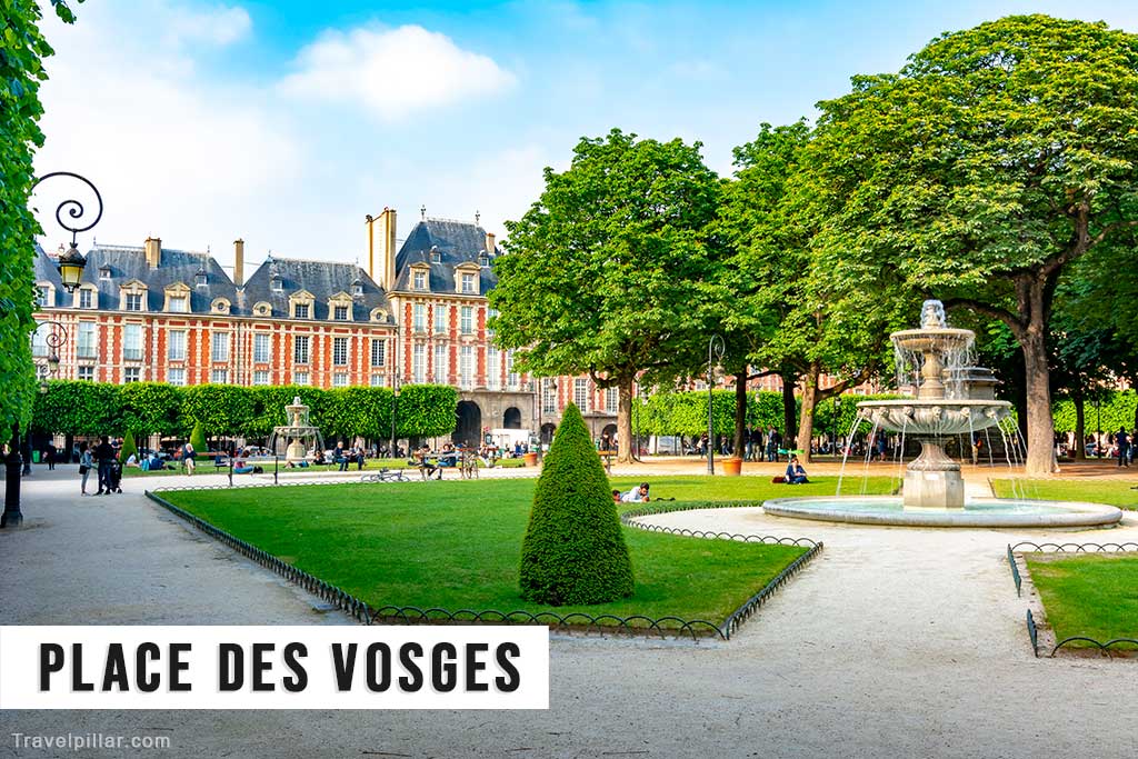 Place des Vosges Paris