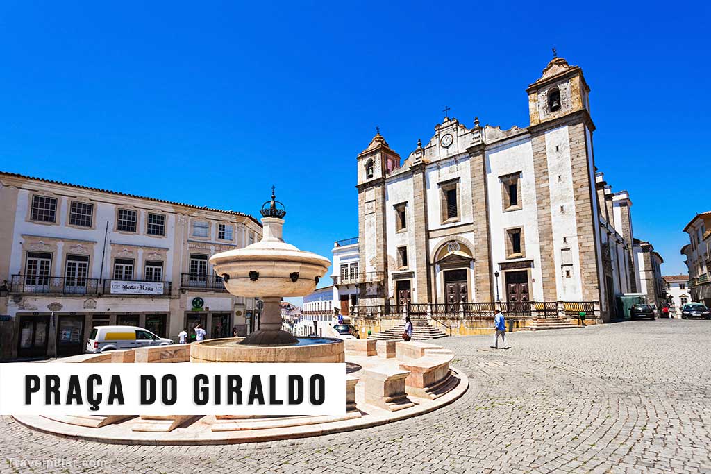 Praça do Giraldo - Evora main square, Portugal