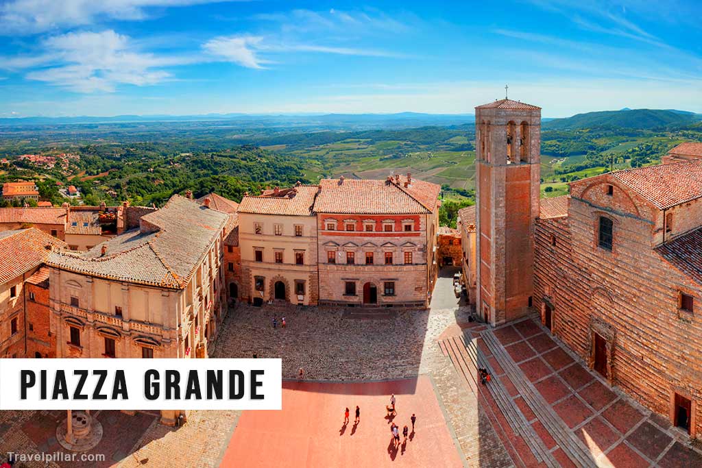 Piazza Grande, Montepulciano, Tuscany, Italy