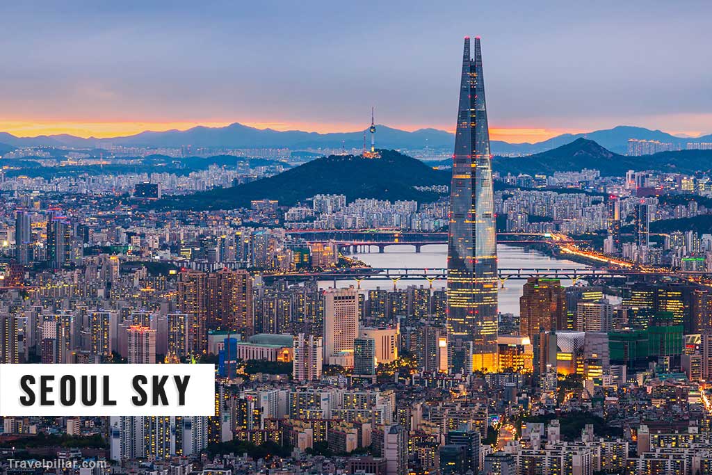 Seoul Sky Observatory, located at the top of the Lotte World Tower